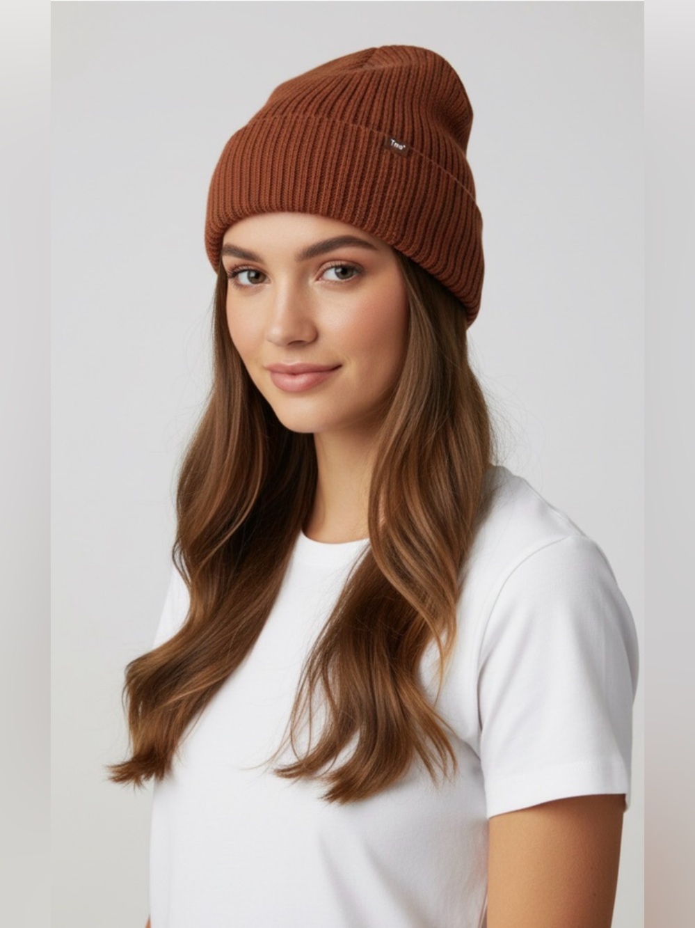 Aritzia TNA Rush Beanie